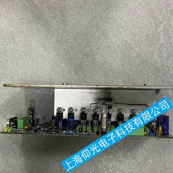 ���ö�ͨ�� PWM ������ư�QC04764��ȫ���������ά���ļҿ���