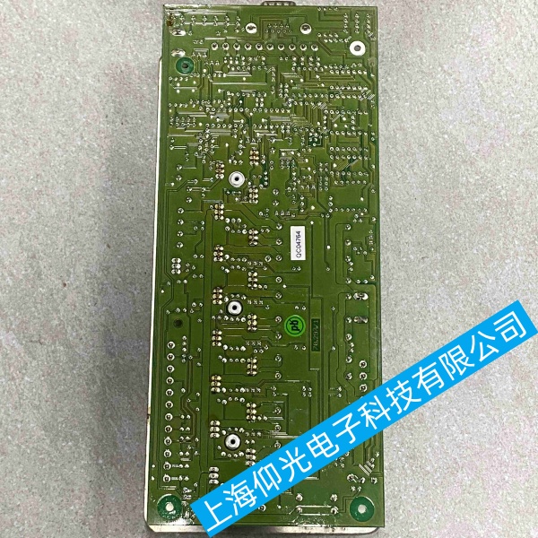 ���ö�ͨ�� PWM ������ư�QC04764���Ȳ��ɵ�����ά���ļҿ�